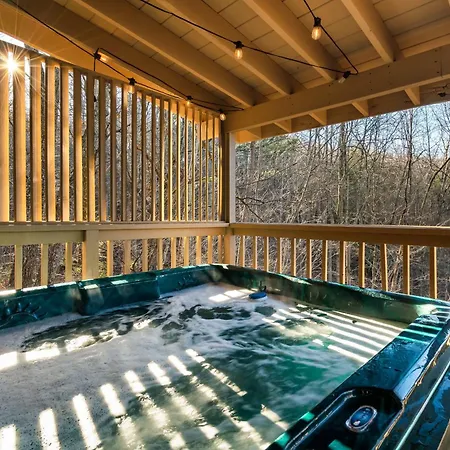 Cabin With Spectacular View With Hot Tub In The Smoky Mtns Sevierville Exterior photo