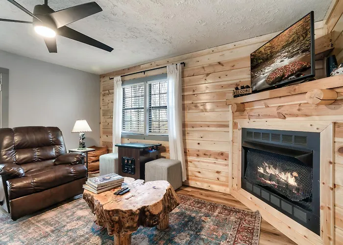 Cabin With Spectacular View With Hot Tub In The Smoky Mtns