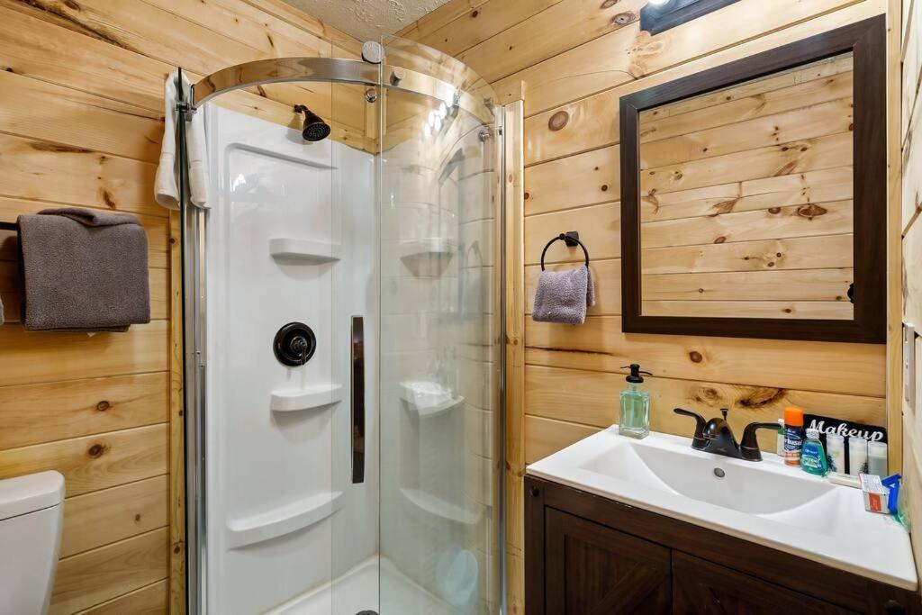 With Spectacular View With Hot Tub In The Smoky Mtns Holiday home
