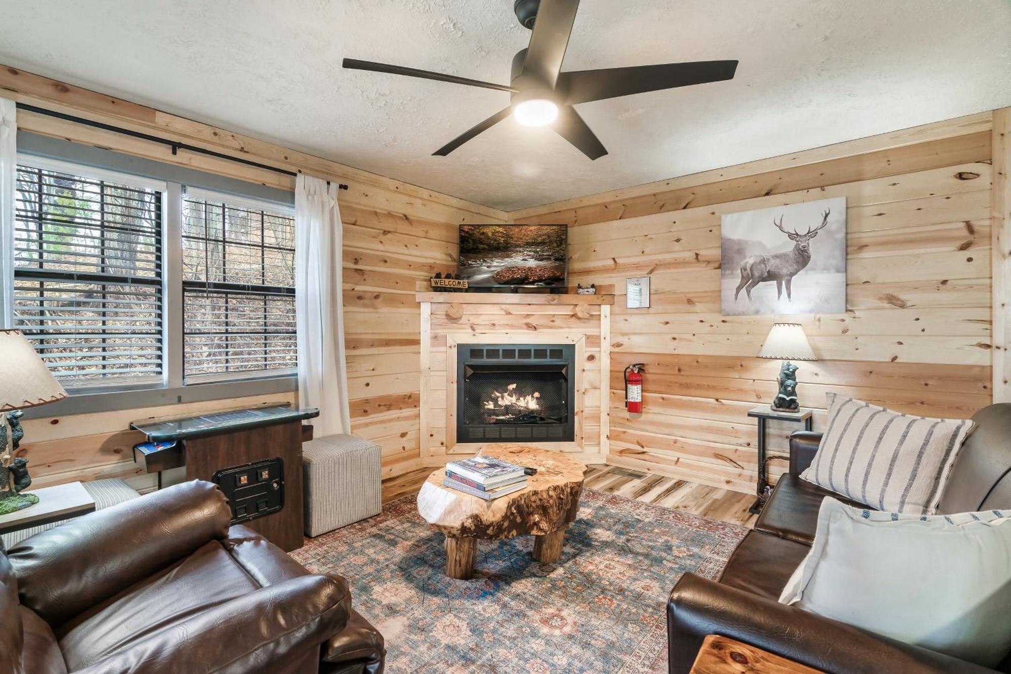 With Spectacular View With Hot Tub In The Smoky Mtns * Sevierville